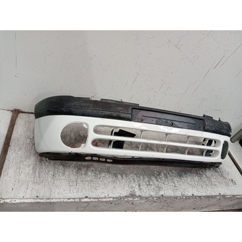 Recambio de paragolpes delantero para renault clio ii (bb_, cb_) 1.2 (bb0a, bb0f, bb10, bb1k, bb28, bb2d, bb2h, cb0a,... referen