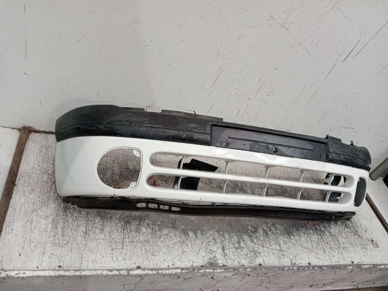 Recambio de paragolpes delantero para renault clio ii (bb_, cb_) 1.2 (bb0a, bb0f, bb10, bb1k, bb28, bb2d, bb2h, cb0a,... referen