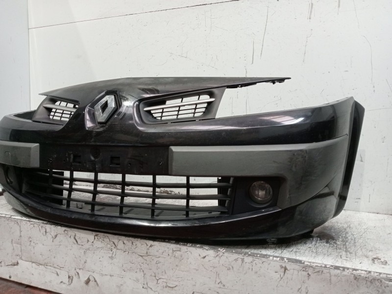 Recambio de paragolpes delantero para renault megane ii station wagon (km0/1_) 1.9 dci referencia OEM IAM   5P