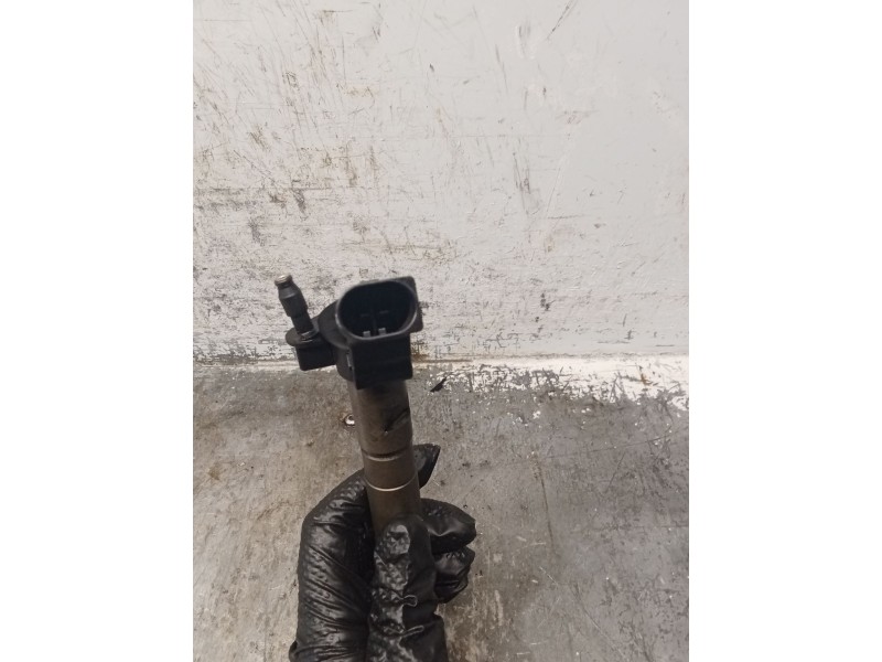 Recambio de inyector para volkswagen touareg (7la) 3.2 v6 24v referencia OEM IAM 059130277AB 0504213242 0445115037 BOSCH