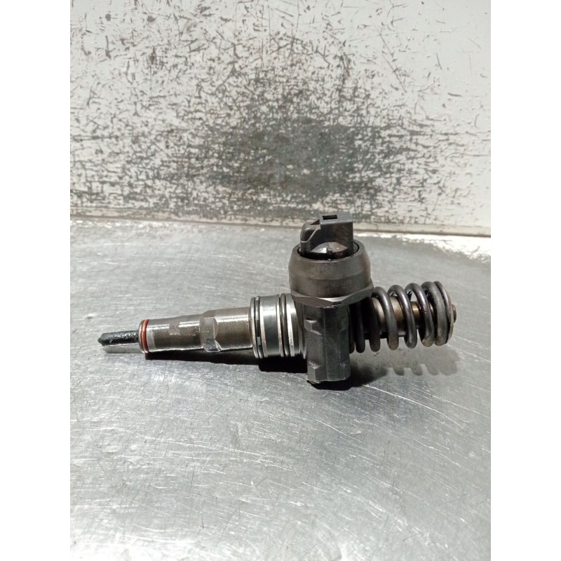 Recambio de inyector para volkswagen touareg (7la, 7l6, 7l7) 5.0 v10 tdi referencia OEM IAM 07Z130073H 0414720220 BOSCH