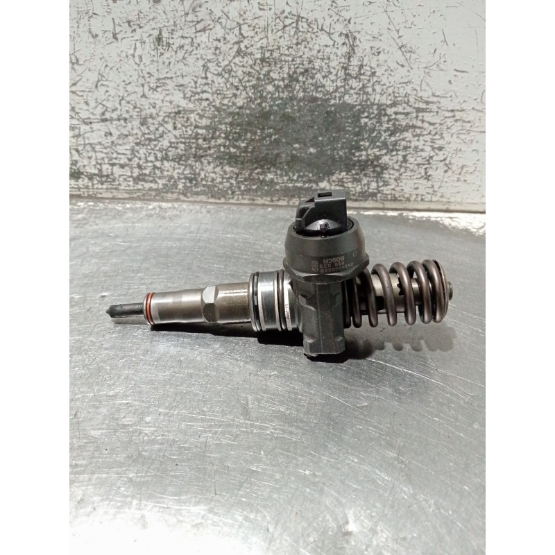 Recambio de inyector para volkswagen touareg (7la, 7l6, 7l7) 5.0 v10 tdi referencia OEM IAM 07Z130073H 0414720220 BOSCH