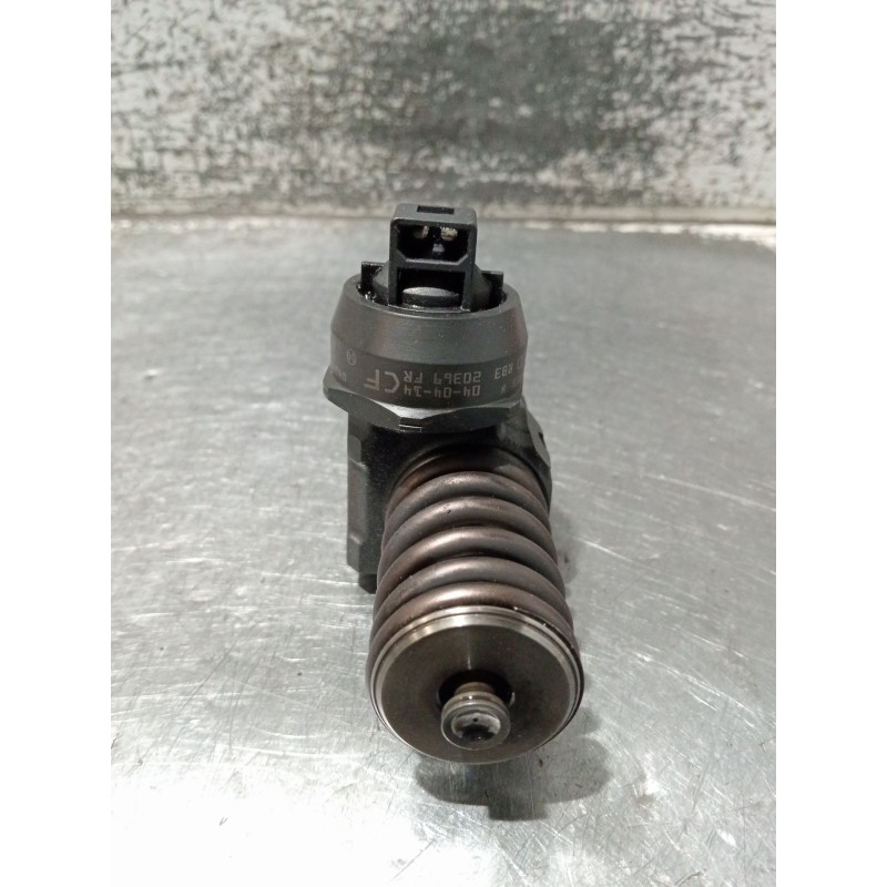Recambio de inyector para volkswagen touareg (7la, 7l6, 7l7) 5.0 v10 tdi referencia OEM IAM 07Z130073H 0414720220 BOSCH