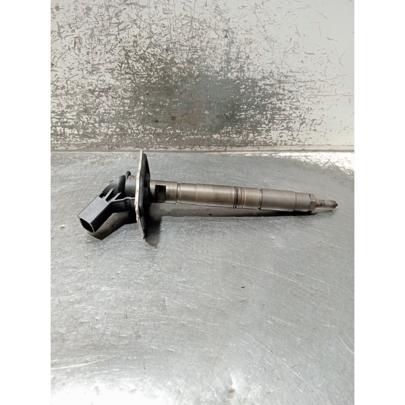 Recambio de inyector para audi a6 c6 (4f2) 3.0 tdi quattro referencia OEM IAM 059130855AX 0986435371 BOSCH
