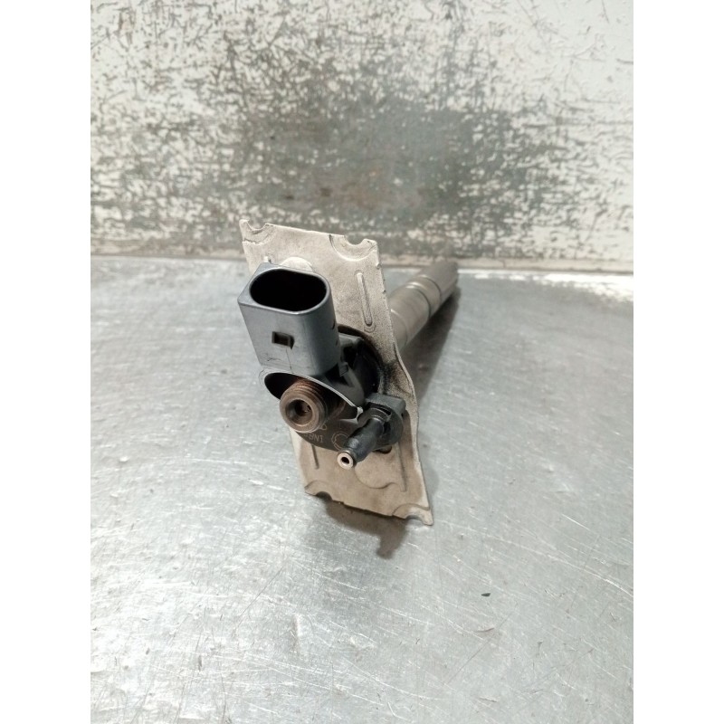 Recambio de inyector para audi a6 c6 (4f2) 3.0 tdi quattro referencia OEM IAM 059130855AX 0986435371 BOSCH