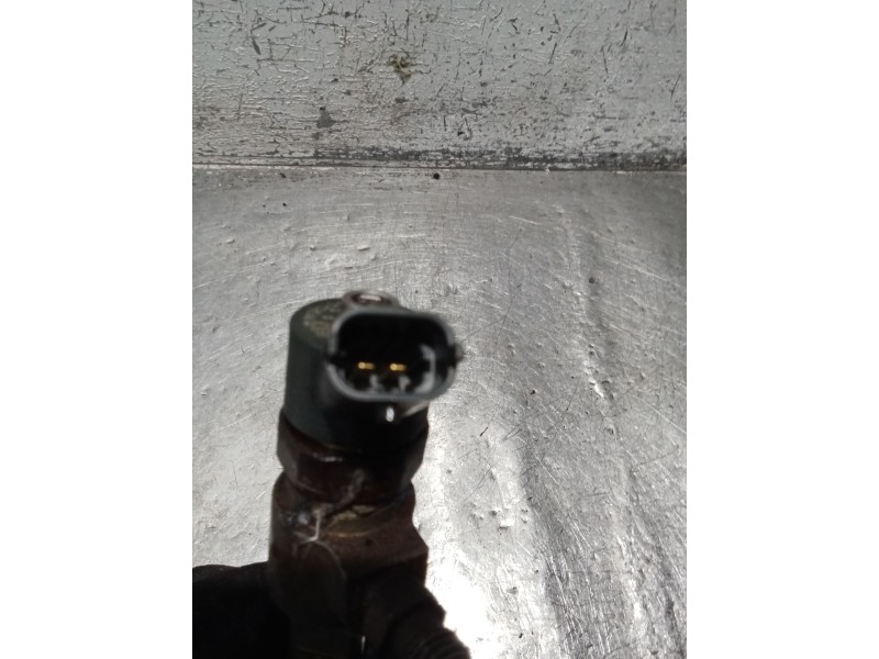 Recambio de inyector para opel zafira / zafira family b (a05) 1.9 cdti (m75) referencia OEM IAM 0445110276  1404710078623