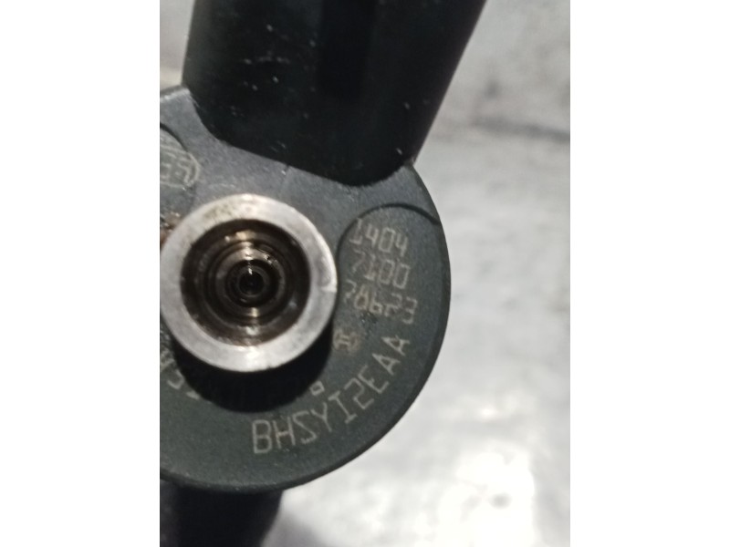 Recambio de inyector para opel zafira / zafira family b (a05) 1.9 cdti (m75) referencia OEM IAM 0445110276  1404710078623