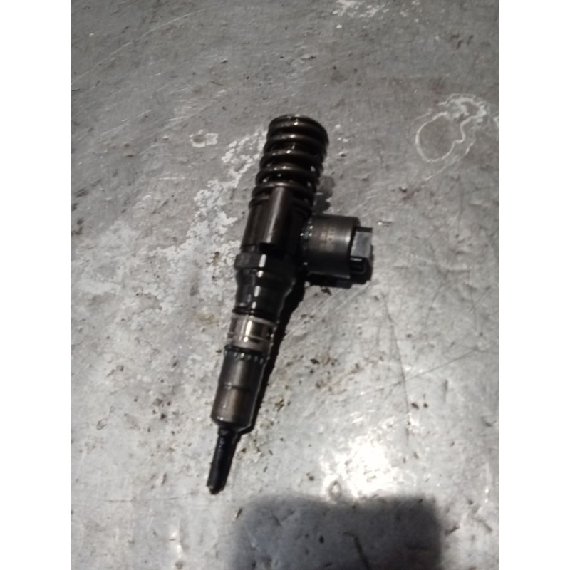Recambio de inyector para audi a4 b7 (8ec) 2.0 tdi 16v referencia OEM IAM 03G130073G 0414720404 BOSCH