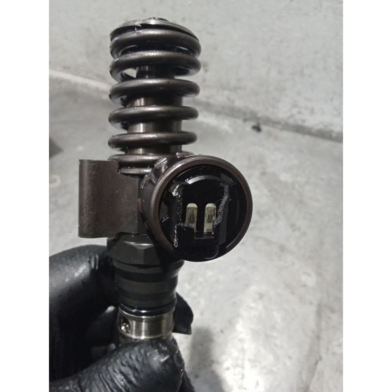 Recambio de inyector para audi a4 b7 (8ec) 2.0 tdi 16v referencia OEM IAM 03G130073G 0414720404 BOSCH