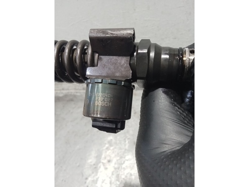 Recambio de inyector para audi a4 b7 (8ec) 2.0 tdi 16v referencia OEM IAM 03G130073G 0414720404 BOSCH
