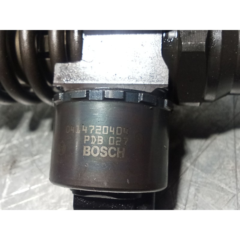 Recambio de inyector para audi a4 b7 (8ec) 2.0 tdi 16v referencia OEM IAM 03G130073G 0414720404 BOSCH