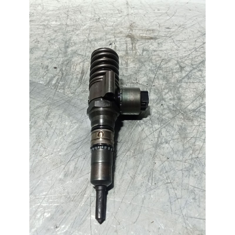 Recambio de inyector para audi a4 b7 (8ec) 2.0 tdi 16v referencia OEM IAM 03G130073G 0414720404 BOSCH