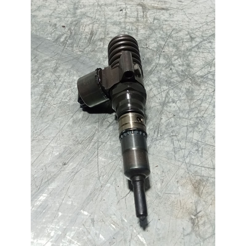 Recambio de inyector para audi a4 b7 (8ec) 2.0 tdi 16v referencia OEM IAM 03G130073G 0414720404 BOSCH