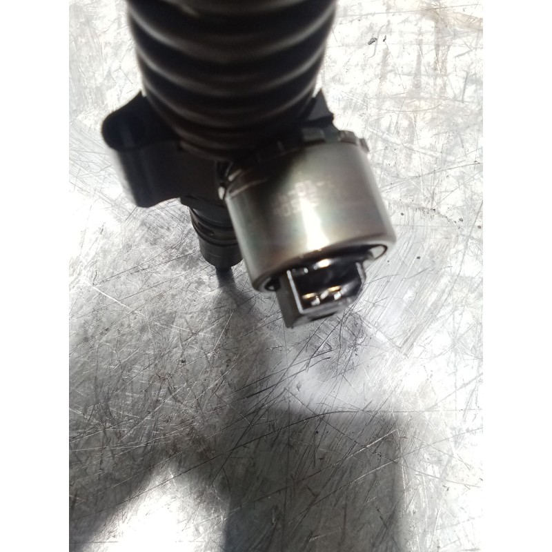 Recambio de inyector para audi a4 b7 (8ec) 2.0 tdi 16v referencia OEM IAM 03G130073G 0414720404 BOSCH