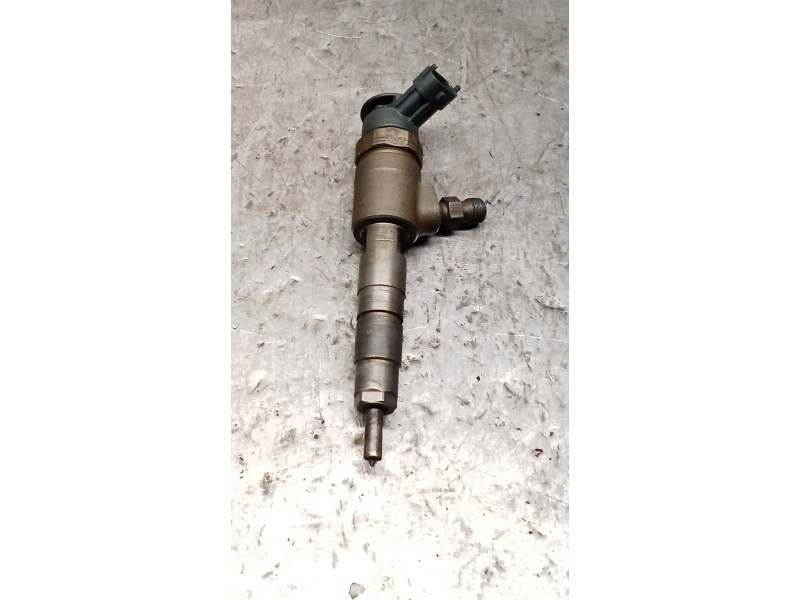 Recambio de inyector para peugeot 308 i (4a_, 4c_) 1.6 hdi referencia OEM IAM 870692 0445110340 BOSCH