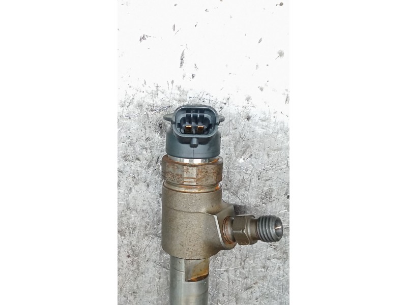 Recambio de inyector para peugeot 308 i (4a_, 4c_) 1.6 hdi referencia OEM IAM 870692 0445110340 BOSCH