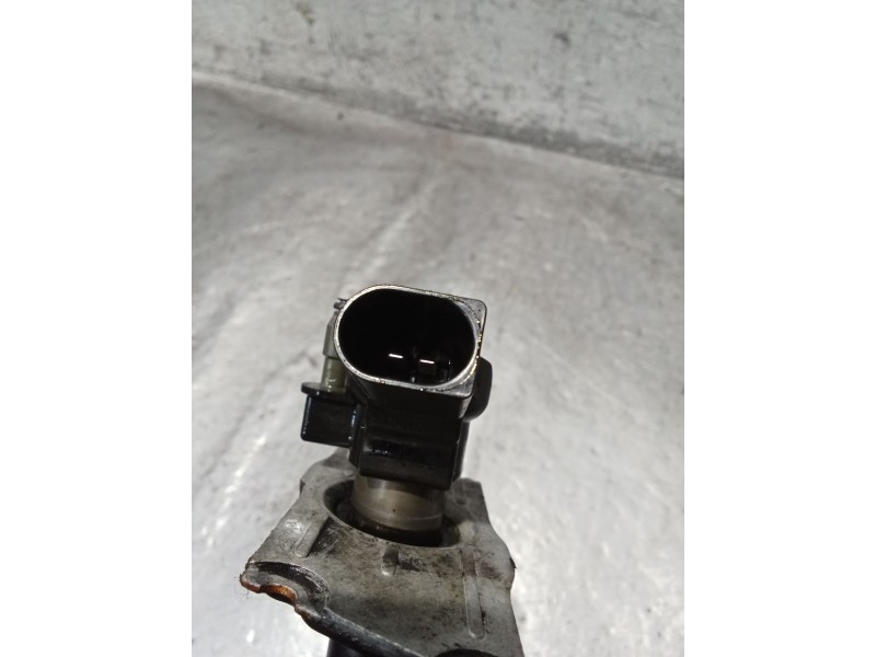 Recambio de inyector para volkswagen passat b6 (3c2) 2.0 tdi 16v referencia OEM IAM 03L130277 0445116030 1171 