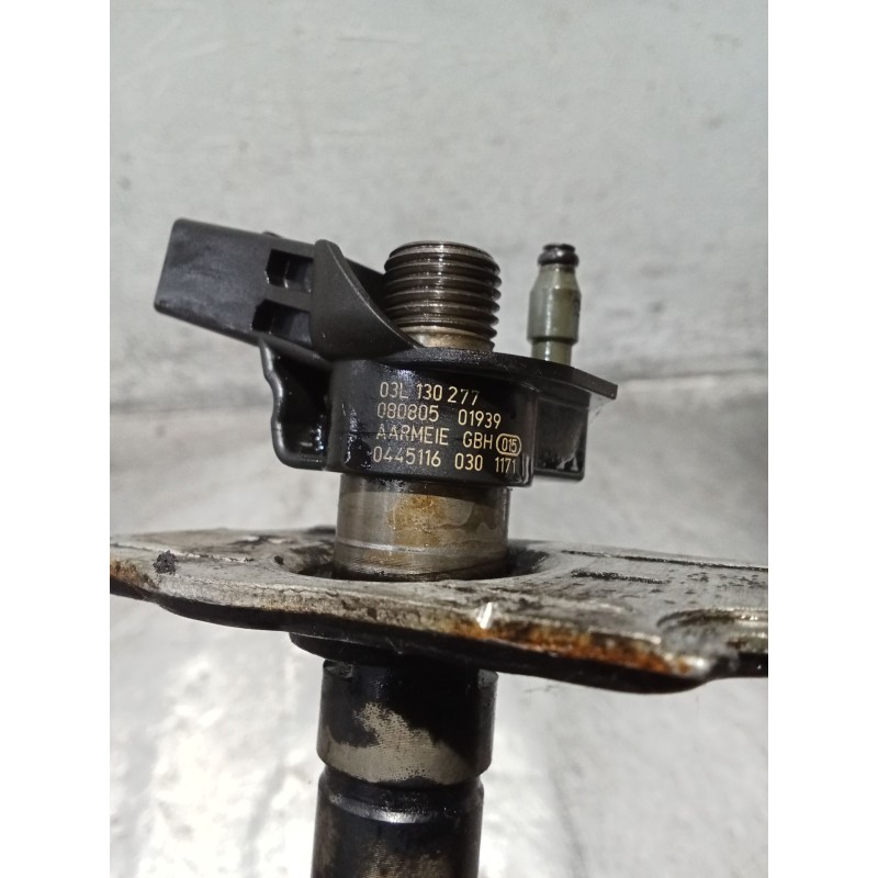 Recambio de inyector para volkswagen passat b6 (3c2) 2.0 tdi 16v referencia OEM IAM 03L130277 0445116030 1171 