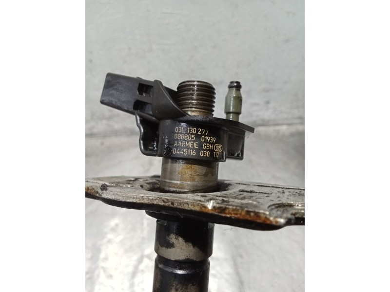Recambio de inyector para volkswagen passat b6 (3c2) 2.0 tdi 16v referencia OEM IAM 03L130277 0445116030 1171 