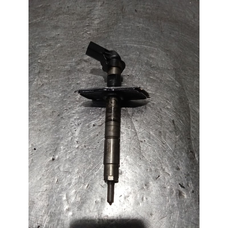 Recambio de inyector para volkswagen passat b6 (3c2) 2.0 tdi 16v referencia OEM IAM 03L130277 0445116030 1171 