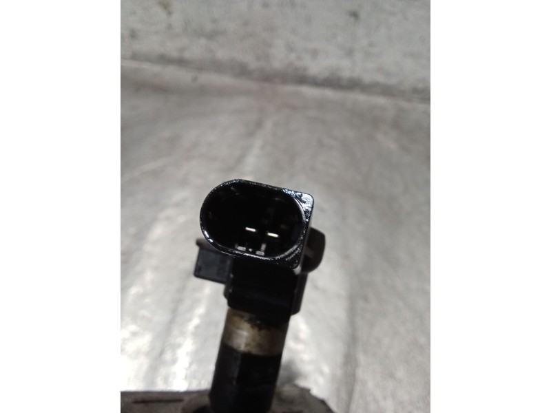 Recambio de inyector para volkswagen passat b6 (3c2) 2.0 tdi 16v referencia OEM IAM 03L130277 0445116030 1171 