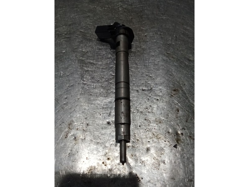 Recambio de inyector para volkswagen passat b6 variant (3c5) 2.0 tdi 16v referencia OEM IAM 13120501344 09864353603142 