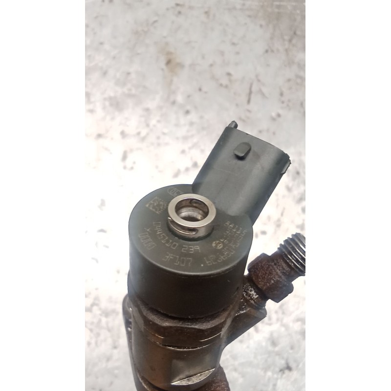 Recambio de inyector para citroën jumpy ii furgoneta 1.6 hdi 90 16v referencia OEM IAM 606680 0445110239 BOSCH