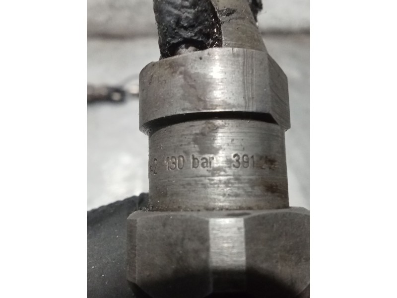 Recambio de inyector para nissan terrano ii (r20) 2.7 tdi 4wd referencia OEM IAM KCA17S42 BOSCH 