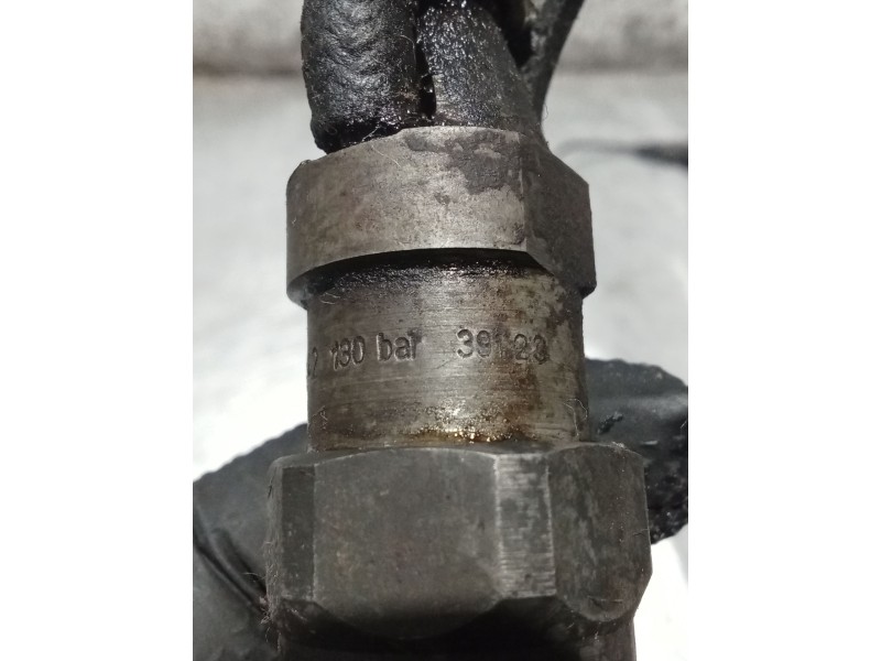 Recambio de inyector para nissan terrano ii (r20) 2.7 tdi 4wd referencia OEM IAM KCA17S42 BOSCH 