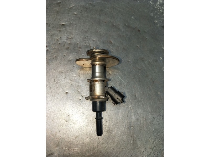 Recambio de inyector para audi a3 sportback (8ya, 8yf) 35 tdi referencia OEM IAM 7LA131113A ADBLUE 