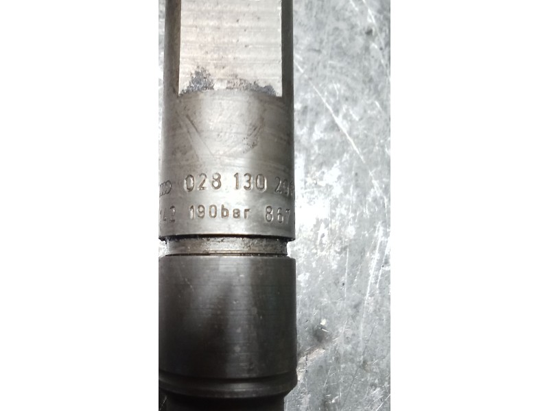 Recambio de inyector para audi a3 (8l1) 1.9 tdi referencia OEM IAM 028130201S  BOSCH
