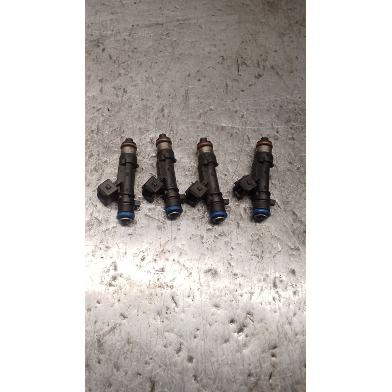 Recambio de inyector para dacia dokker furgoneta/monovolumen 1.6 lpg referencia OEM IAM 8200227124 028158034 BOSCH JUEGO CUATRO 