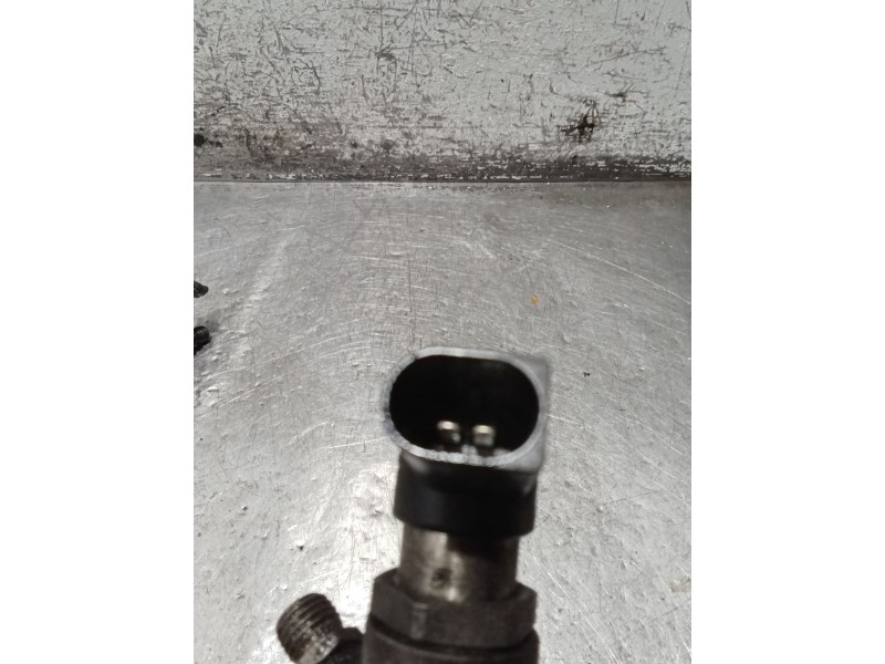 Recambio de inyector para mercedes-benz clase b sports tourer (w246, w242) b 180 cdi / d (246.212) referencia OEM IAM H820110011