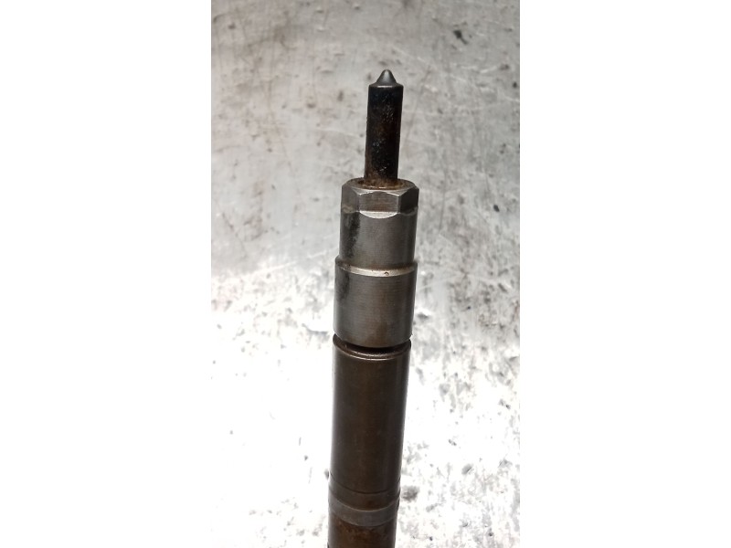 Recambio de inyector para mercedes-benz sprinter 02.00  caja abierta 311 cdi (903.611-612-613) referencia OEM IAM A6110701687 09