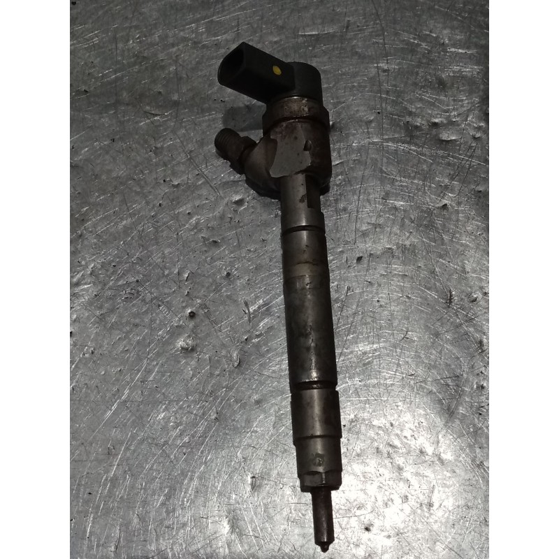 Recambio de inyector para jeep gr.cherokee (wj/wg) 2.7 crd limited referencia OEM IAM 0445110204 A6120700587 BOSCH