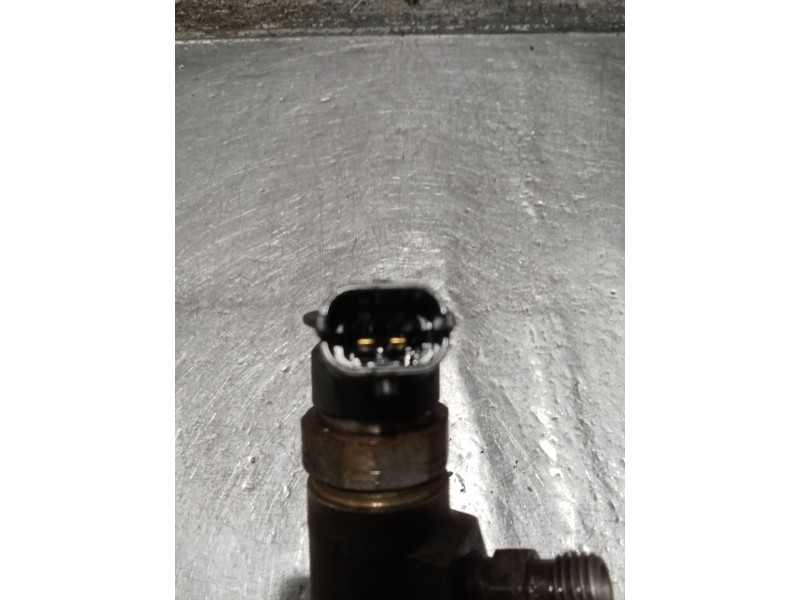 Recambio de inyector para citroën berlingo station wagon xtr plus referencia OEM IAM 0445110566 BOSCH 128040F095027766