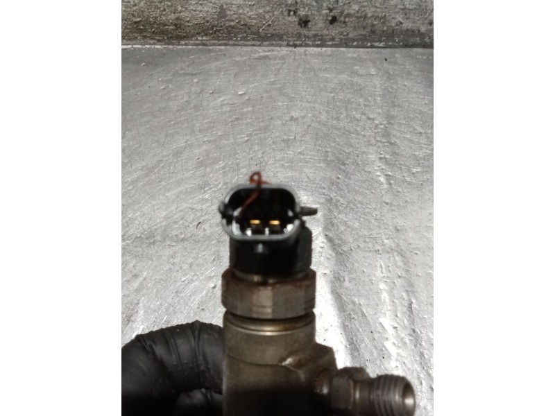 Recambio de inyector para citroën berlingo station wagon xtr plus referencia OEM IAM 0445110566 BOSCH 04205DF835027766