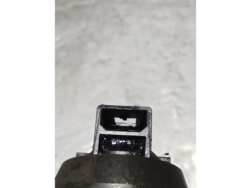 Recambio de inyector para volkswagen caddy iii furgoneta/monovolumen (2ka, 2kh, 2ca, 2ch) 2.0 sdi referencia OEM IAM 038130073AF