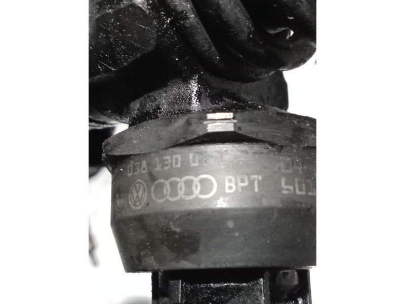 Recambio de inyector para volkswagen caddy iii furgoneta/monovolumen (2ka, 2kh, 2ca, 2ch) 2.0 sdi referencia OEM IAM 038130073AF