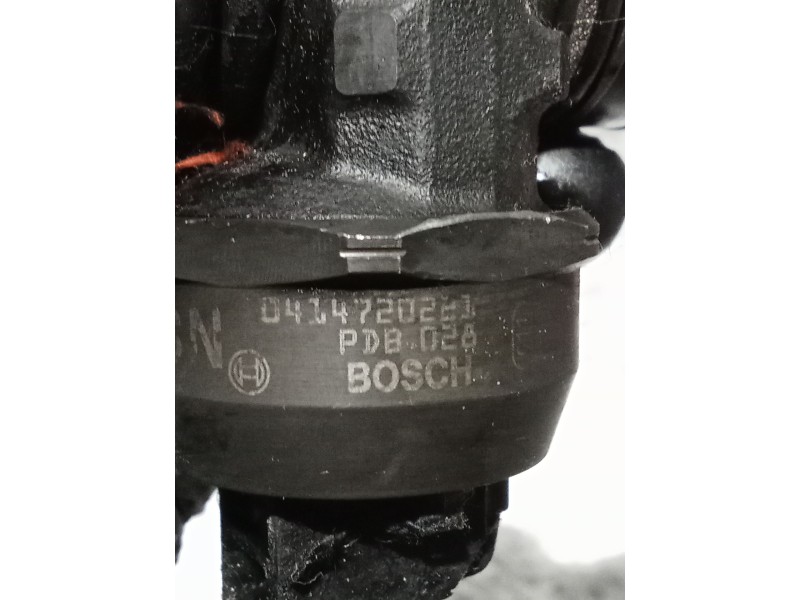 Recambio de inyector para volkswagen caddy iii furgoneta/monovolumen (2ka, 2kh, 2ca, 2ch) 2.0 sdi referencia OEM IAM 038130073AF