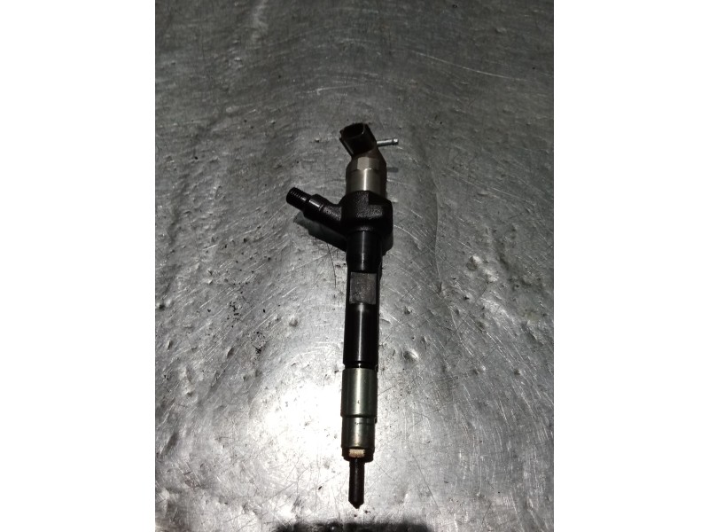 Recambio de inyector para mazda 3 lim. (bl) luxury referencia OEM IAM 001012K0420 22CRDI 2009