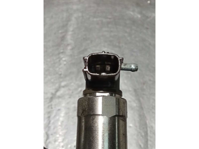 Recambio de inyector para mazda 3 lim. (bl) luxury referencia OEM IAM 001012K0420 22CRDI 2009