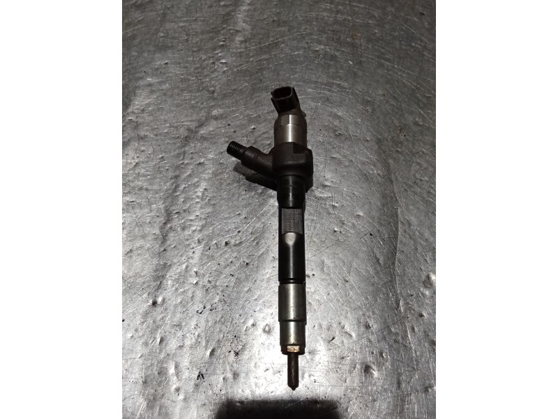 Recambio de inyector para mazda 3 lim. (bl) luxury referencia OEM IAM 001012K05730 22CRDI 2009