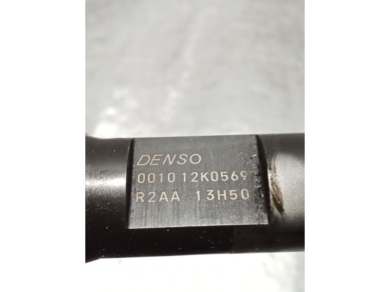 Recambio de inyector para mazda 3 lim. (bl) luxury referencia OEM IAM 001012K0569 22CRDI 2009