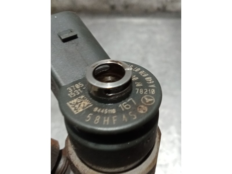Recambio de inyector para mercedes-benz clase a (w169) a 180 cdi (169.007, 169.307) referencia OEM IAM 0445110167 A6100700787 W1