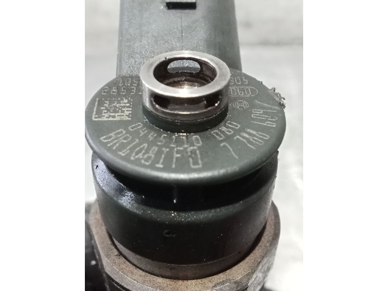 Recambio de inyector para bmw 3 compact (e46) 320 td referencia OEM IAM 0445110080 7788609 BOSCH