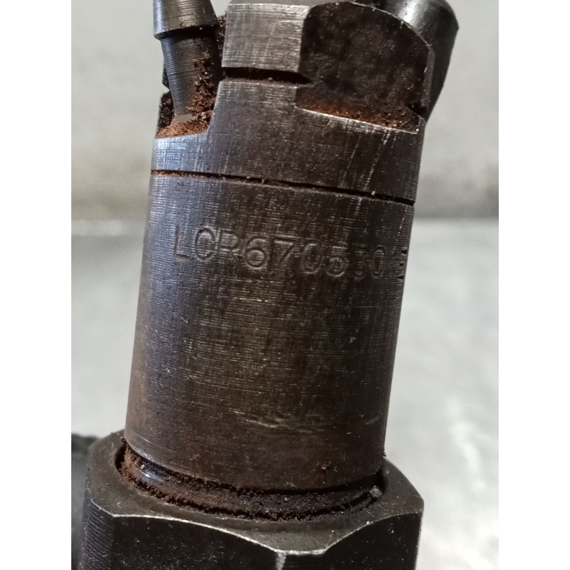 Recambio de inyector para ford mondeo i turnier (bnp) 1.8 td referencia OEM IAM LCR6705301E  LUCAS