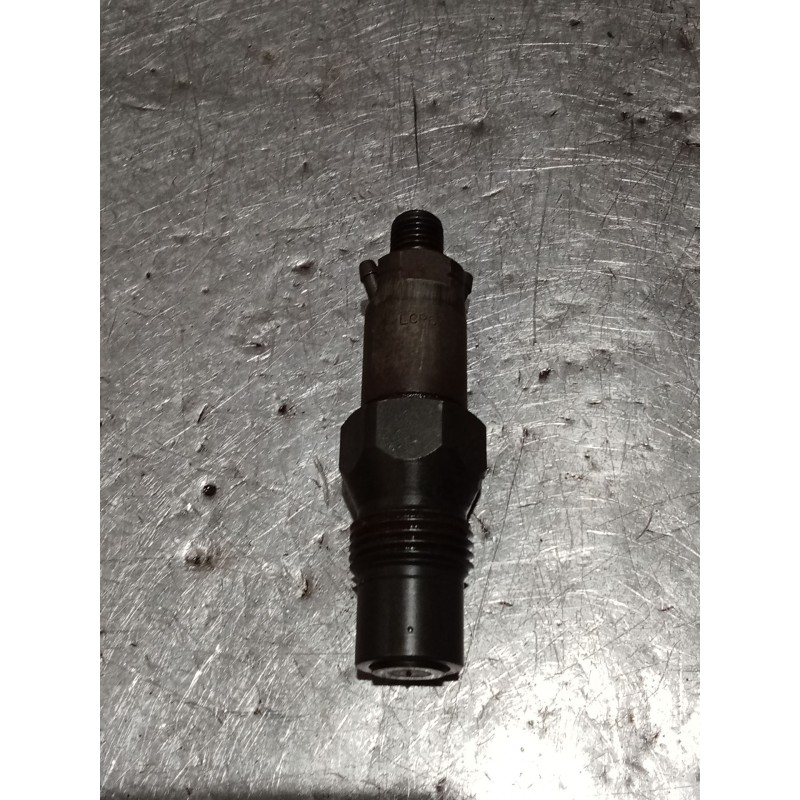 Recambio de inyector para ford mondeo i turnier (bnp) 1.8 td referencia OEM IAM LCR6705301E  LUCAS