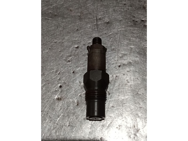 Recambio de inyector para ford mondeo i turnier (bnp) 1.8 td referencia OEM IAM LCR6705301E  LUCAS