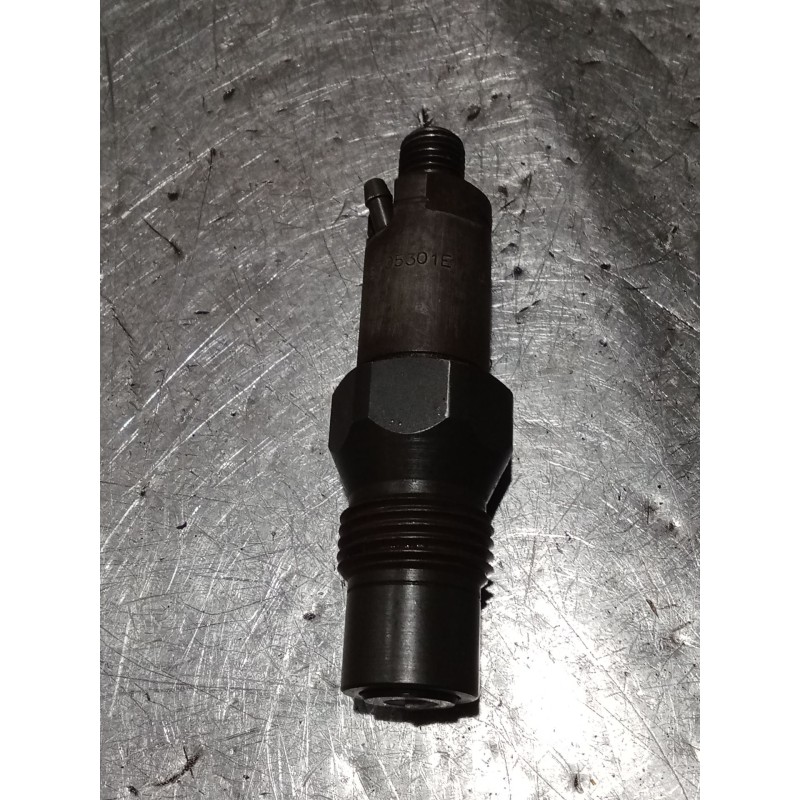 Recambio de inyector para ford mondeo i turnier (bnp) 1.8 td referencia OEM IAM LCR6705301E  LUCAS